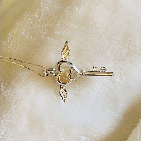 Sterling Silver Crown Skeleton Key Locket Necklace - NEW - Picture 3 of 5